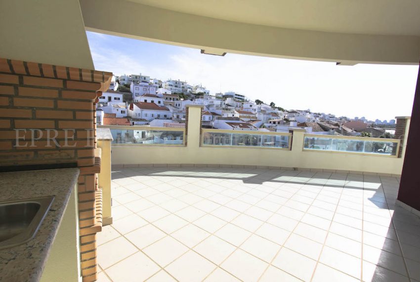 Zi-2-Wohnung-kaufen-strandnah-Ferragudo Algarve