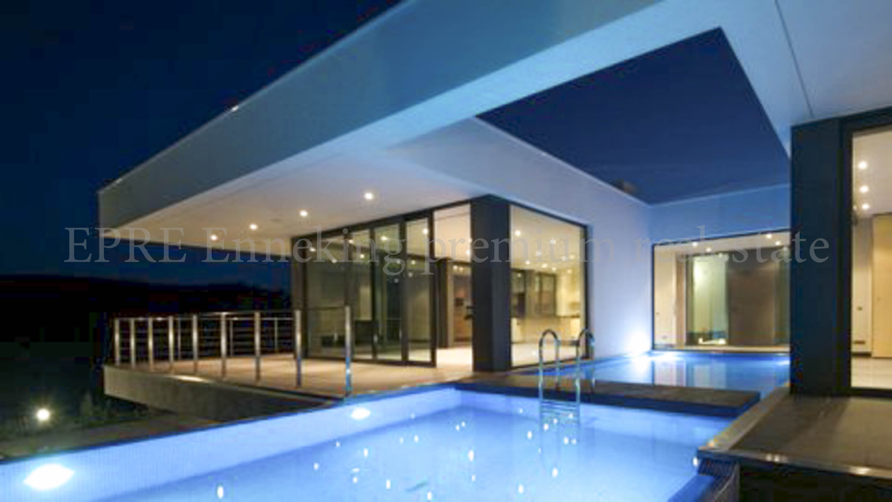 Luxus Anwesen Lagos Bensafrim 6 Schlafzimmer. Kauspreis €1.080.000 Luxus Anwesen Lagos Bensafrim 6 Schlafzimmer. Kauspreis €1.080.000