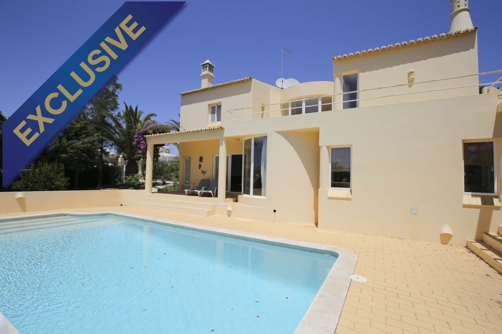VERKOCHT ! Villa, 3 slaapkamers, strand, Ferragudo ENNEKING premium