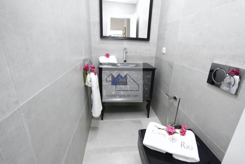 EPRE-154 guesttoilet