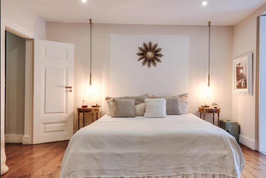 4 bedroom duplex apartment, Lisbon, pool, garage