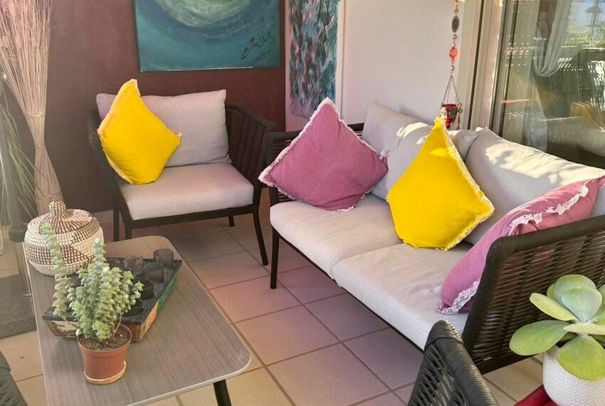 ground floor sunny terrace by the living room