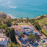 Ocean front 4-bedroom clifftop villa Carvoeiro with panoramic sea views and private pools