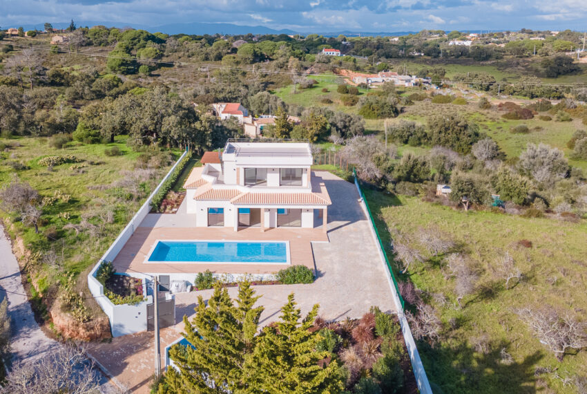 Ferragudo-detached-villa-pool-3 copy