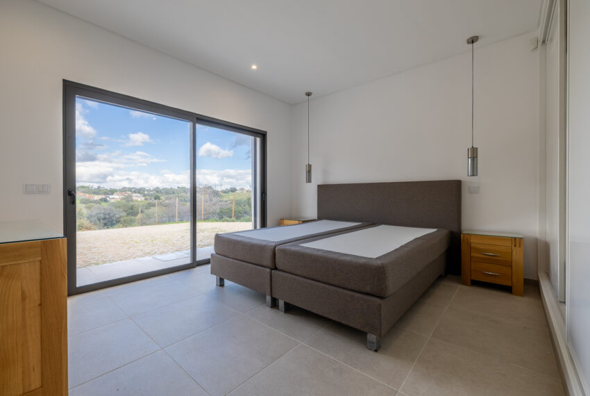 Ferragudo-detached-villa-pool-7 copy